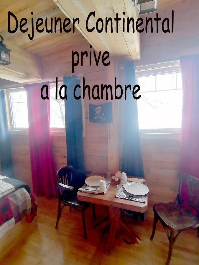 L'Oasis Du Pirate Bed & Breakfast Lévis Exterior photo